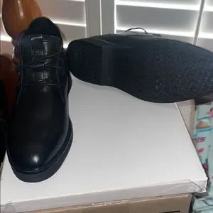 Cole Haan | Shoes | Cole Haan Black Chukka Boots Sleek  display picture 1